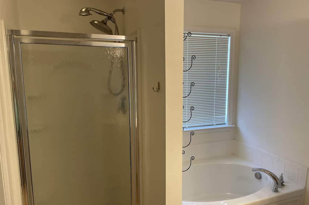 Photo of Bathroom in Midlothian