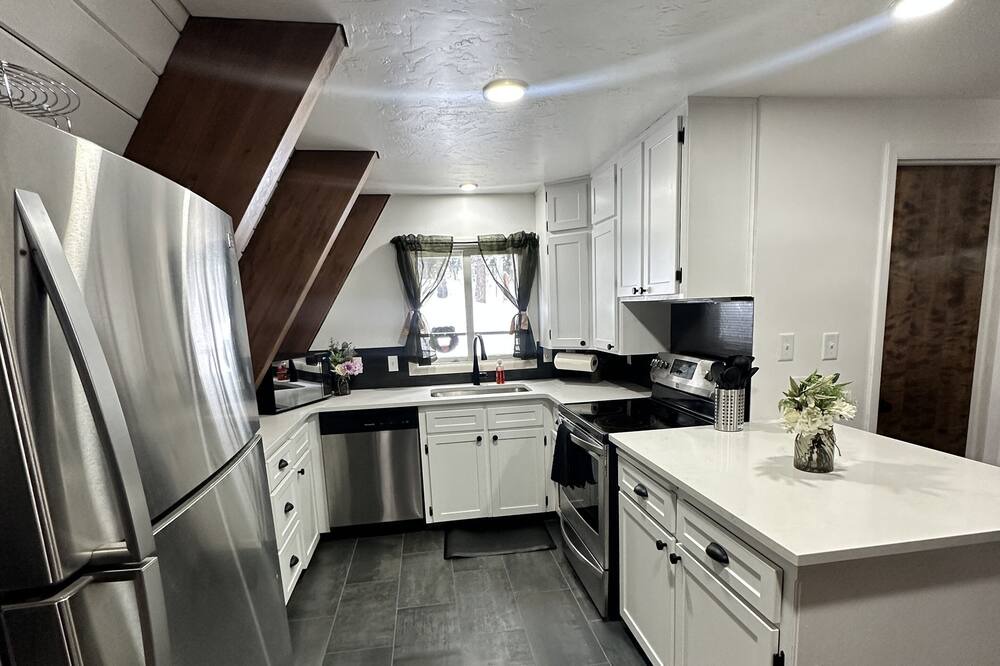 Photo of Kitchen in Star Valley Ranch
