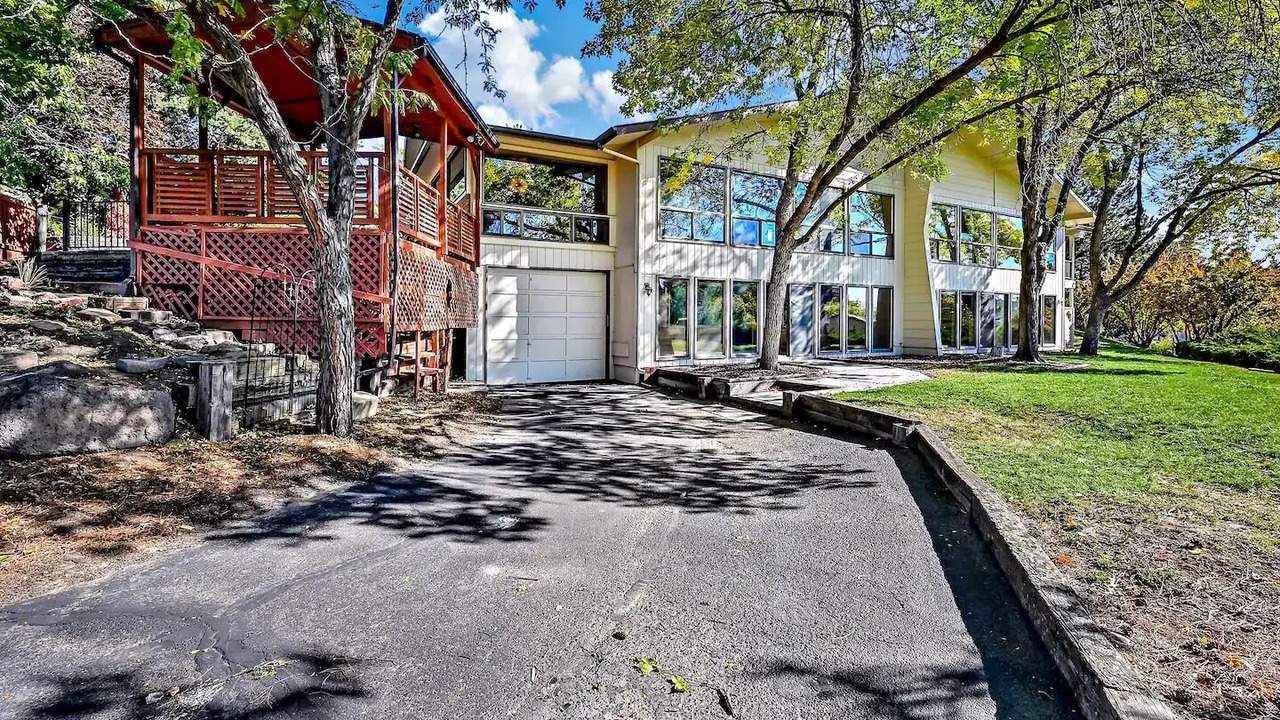 Photo of Outdoor in East End