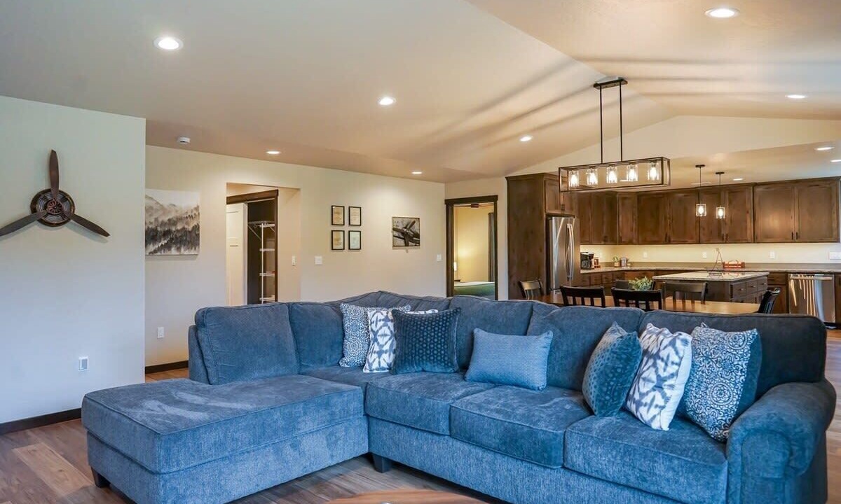 Photo of Livingroom in Bonner County