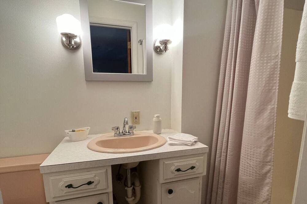 Photo of Bathroom in Amherst