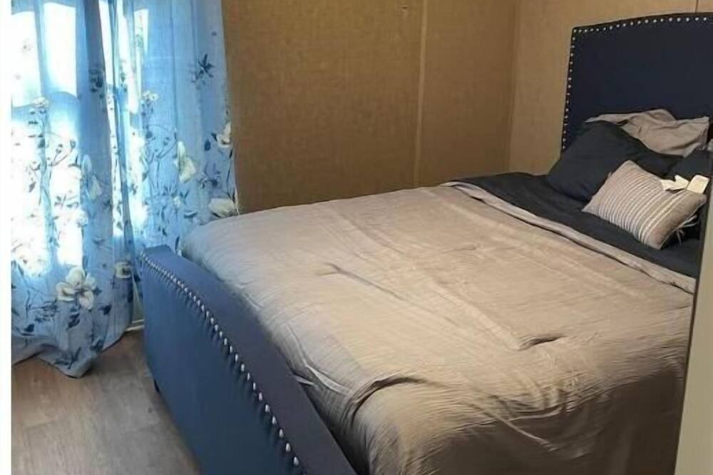 Photo of Bedroom in White Stone