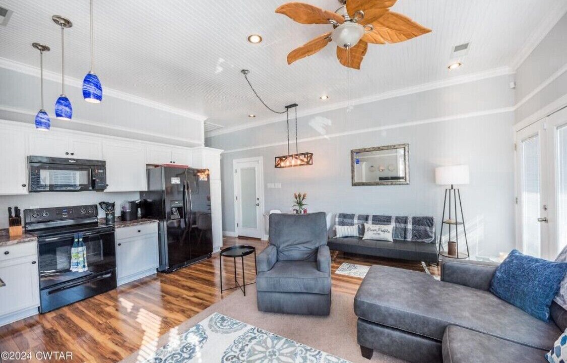 Photo of Livingroom in Parsons