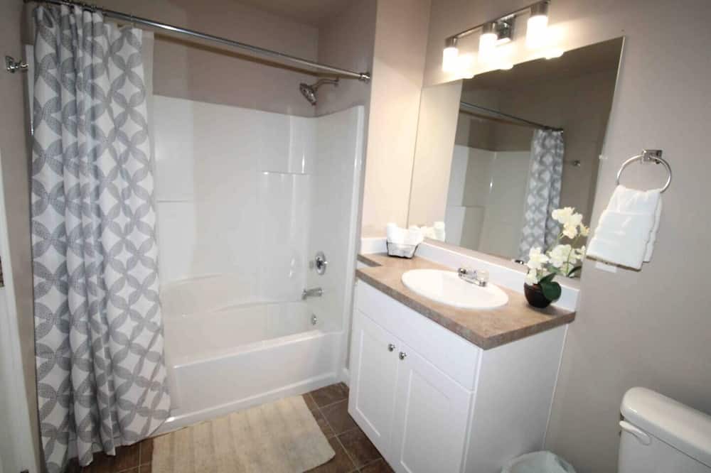 Photo of Bathroom in University District