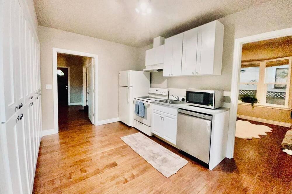 Photo of Kitchen in University District