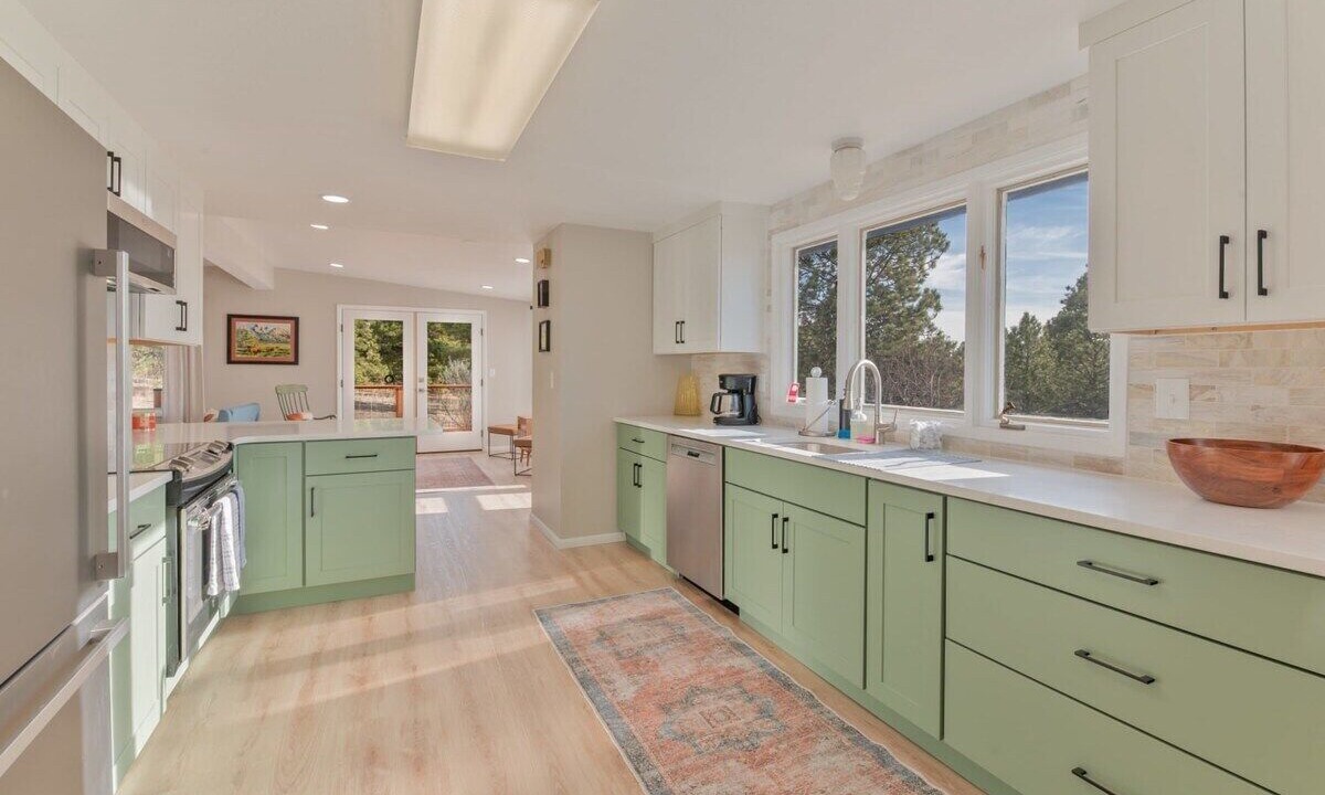 Photo of Kitchen in Helena