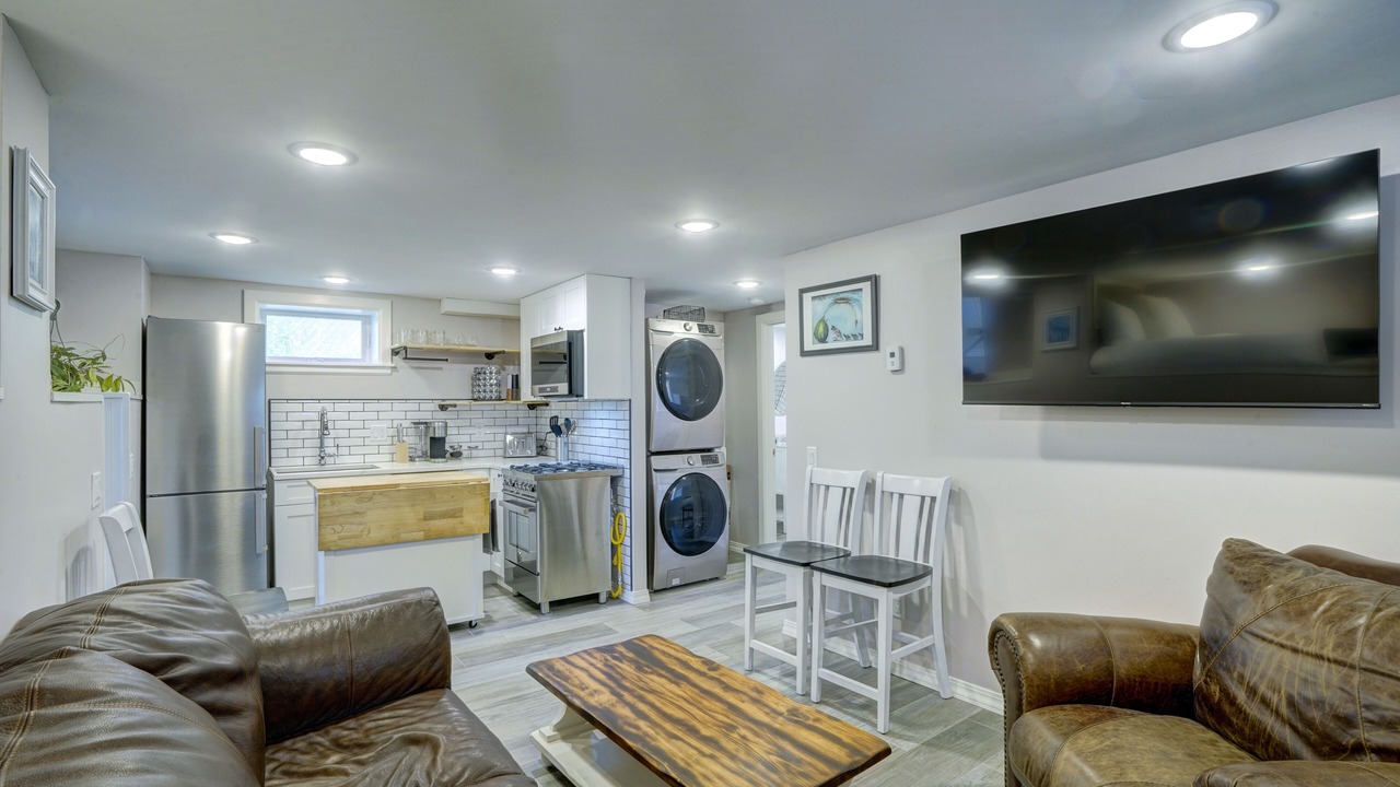 Photo of Livingroom in Franklin to the Fort