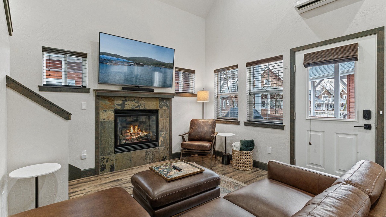 Photo of Livingroom in Dover Bay