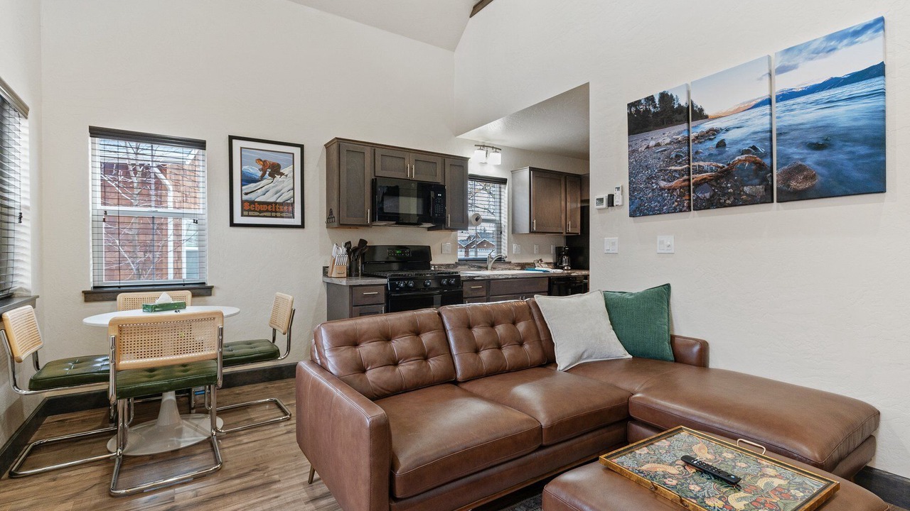 Photo of Livingroom in Dover Bay