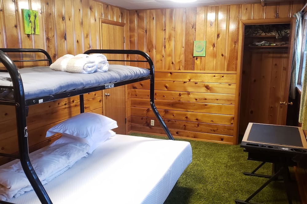 Photo of Bedroom in University District