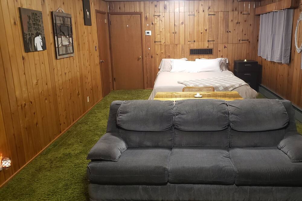 Photo of Livingroom in University District