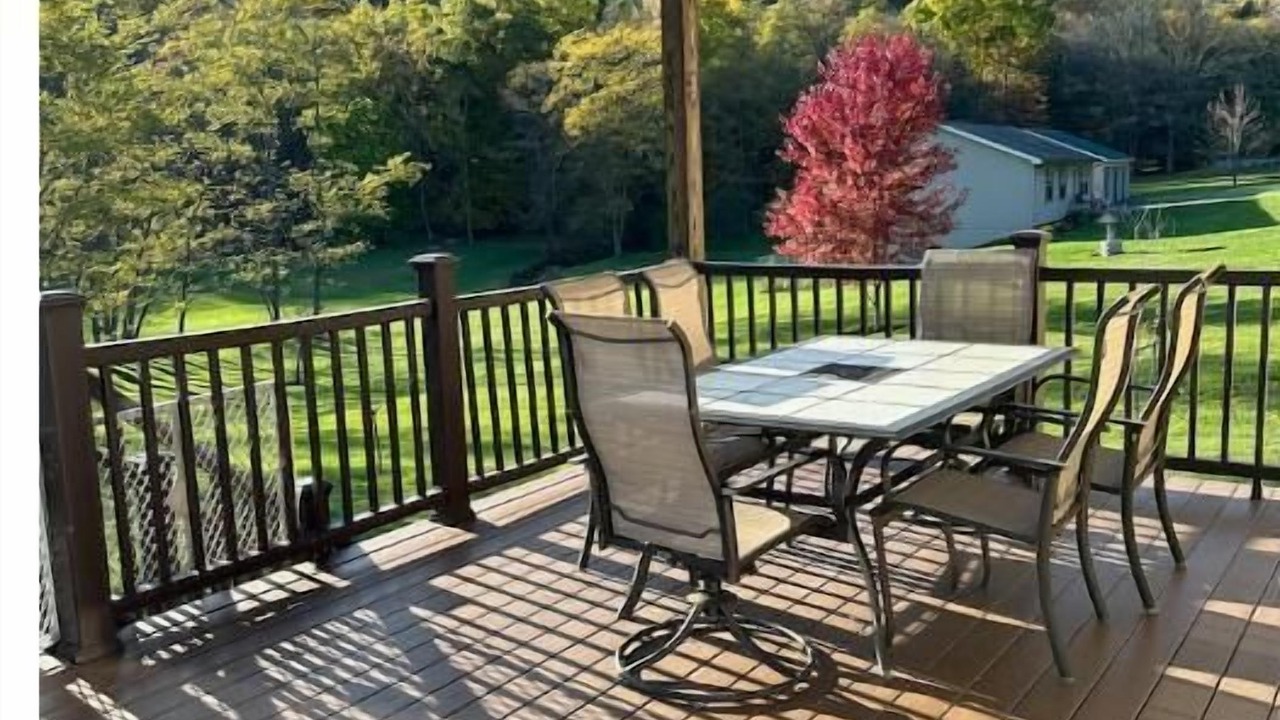 Photo of Patio Balcony in Fleming