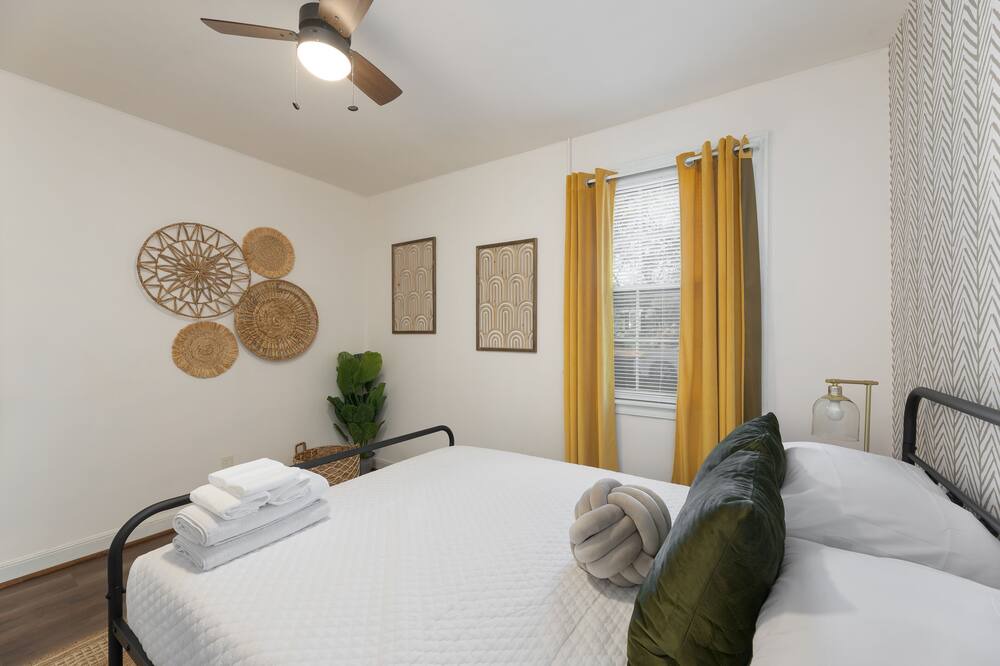 Photo of Bedroom in Rosewood