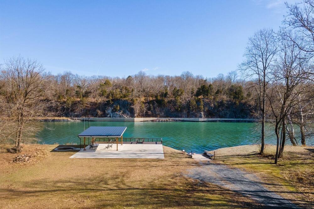 Photo of Outdoor in Martinsburg