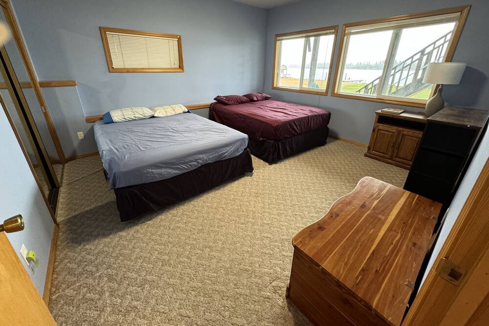 Photo of Bedroom in Laclede