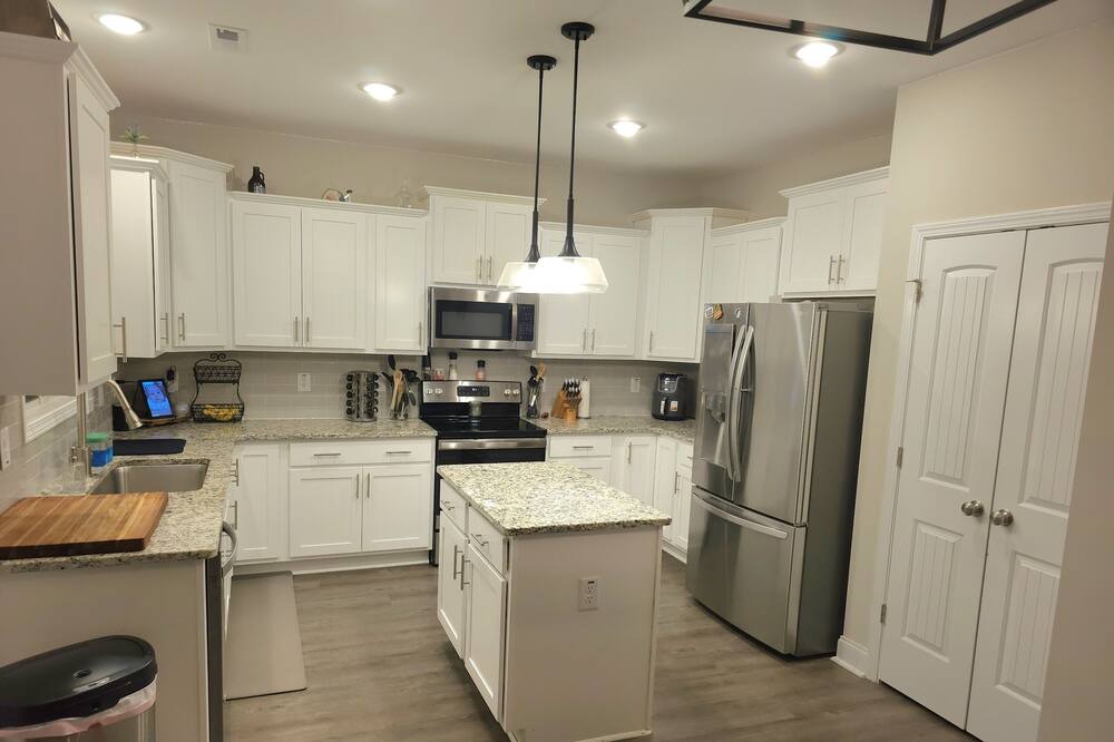 Photo of Kitchen in Seven Lakes