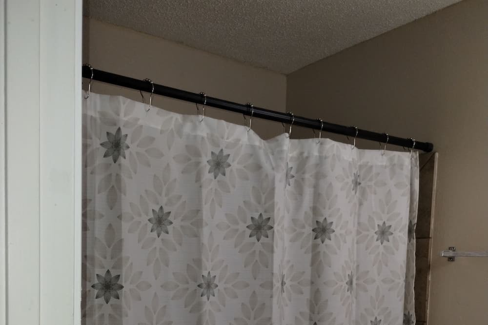 Photo of Bathroom in White Stone