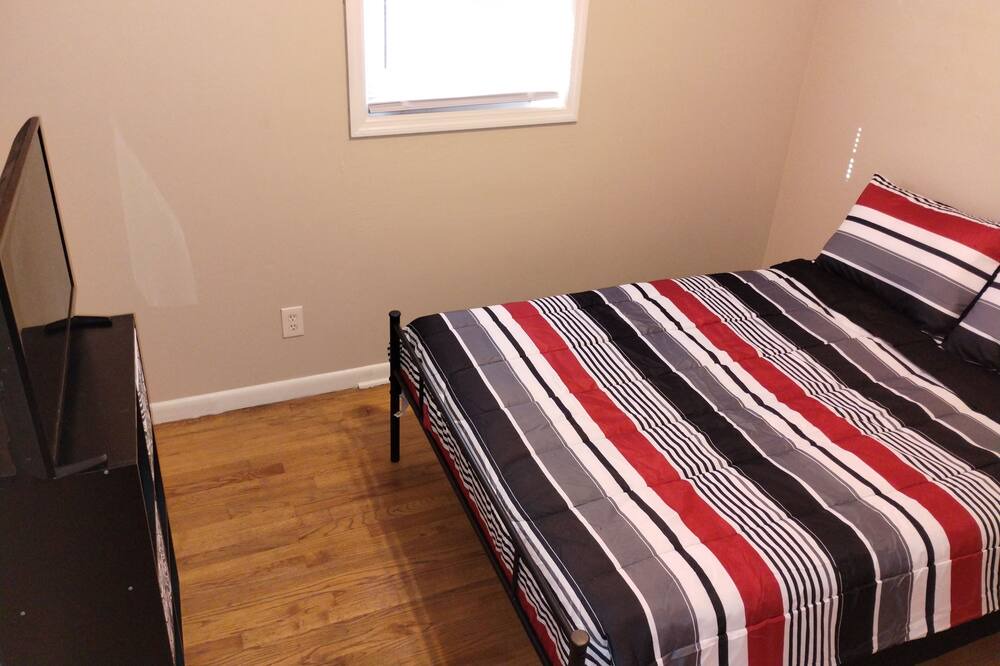Photo of Bedroom in White Stone
