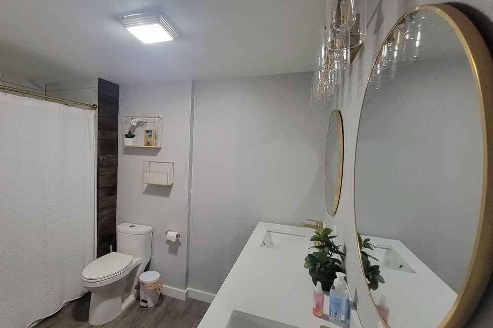 Photo of Bathroom in Butte