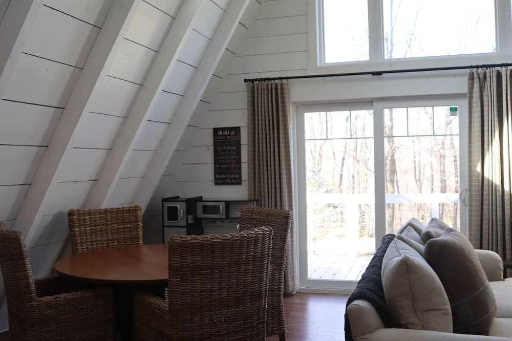 Photo of Livingroom in Valley Hi