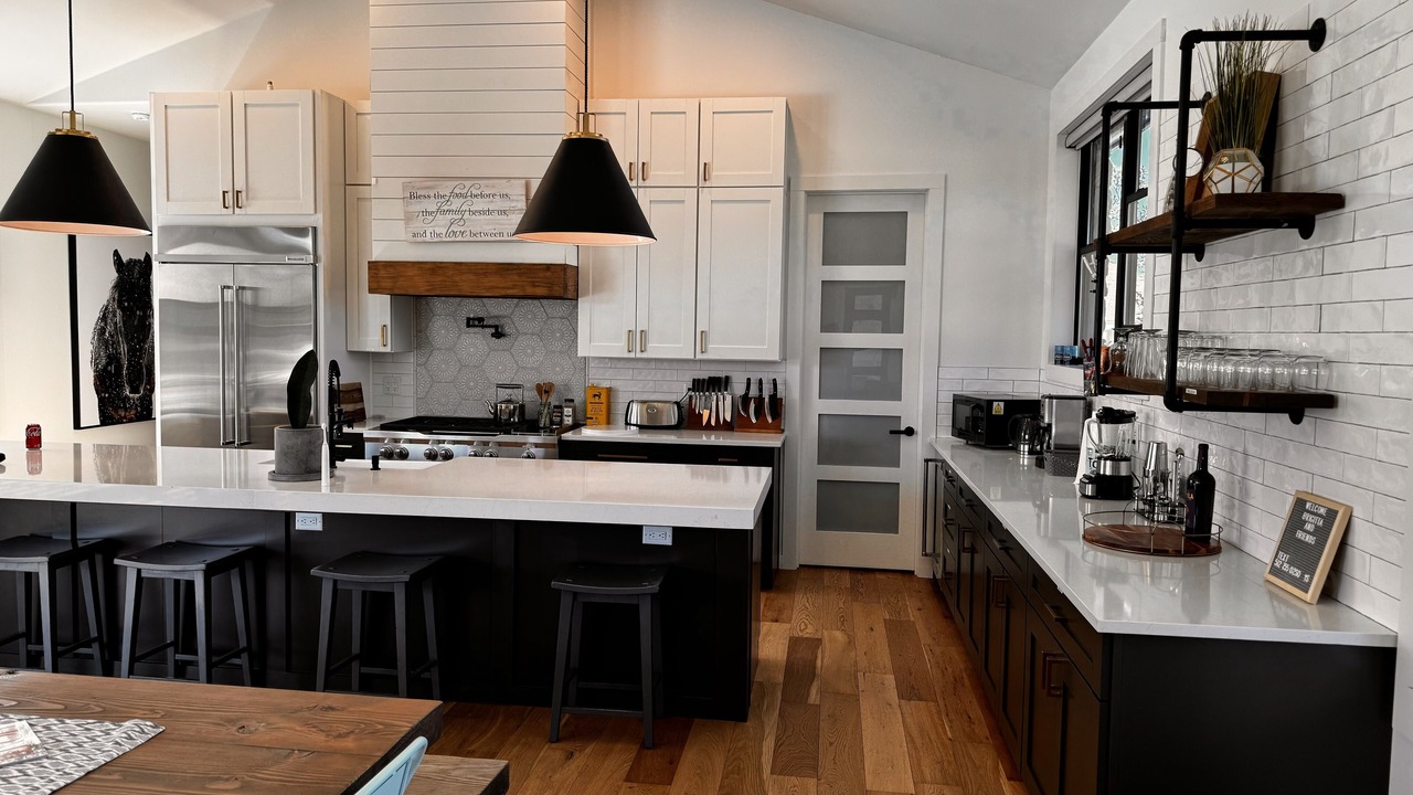 Photo of Kitchen in Travis Settlement