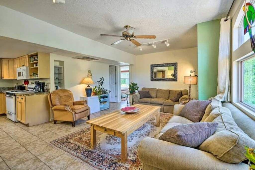 Photo of Livingroom in Paradox