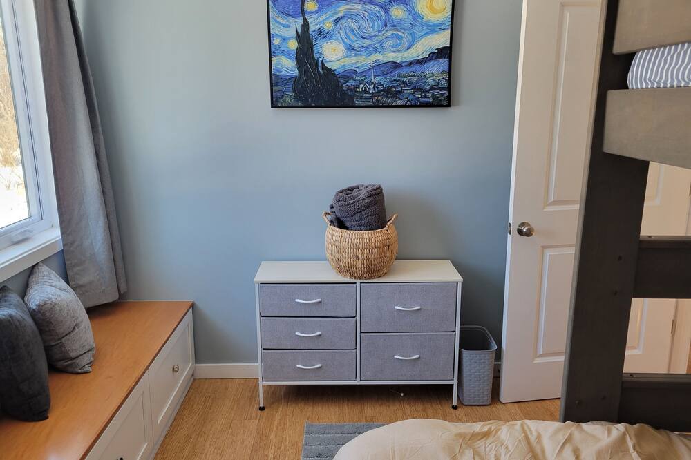 Photo of Bedroom in Lemont