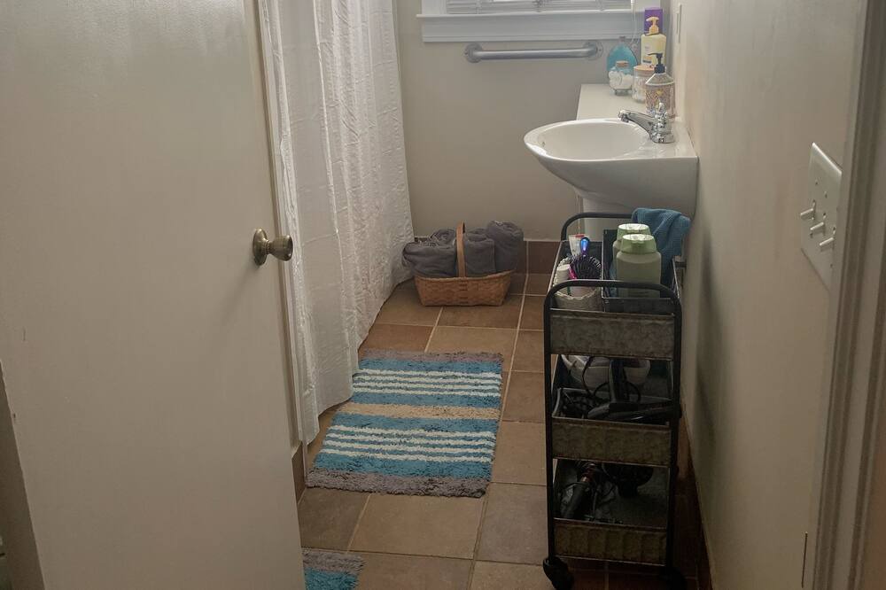 Photo of Bathroom in Olivia
