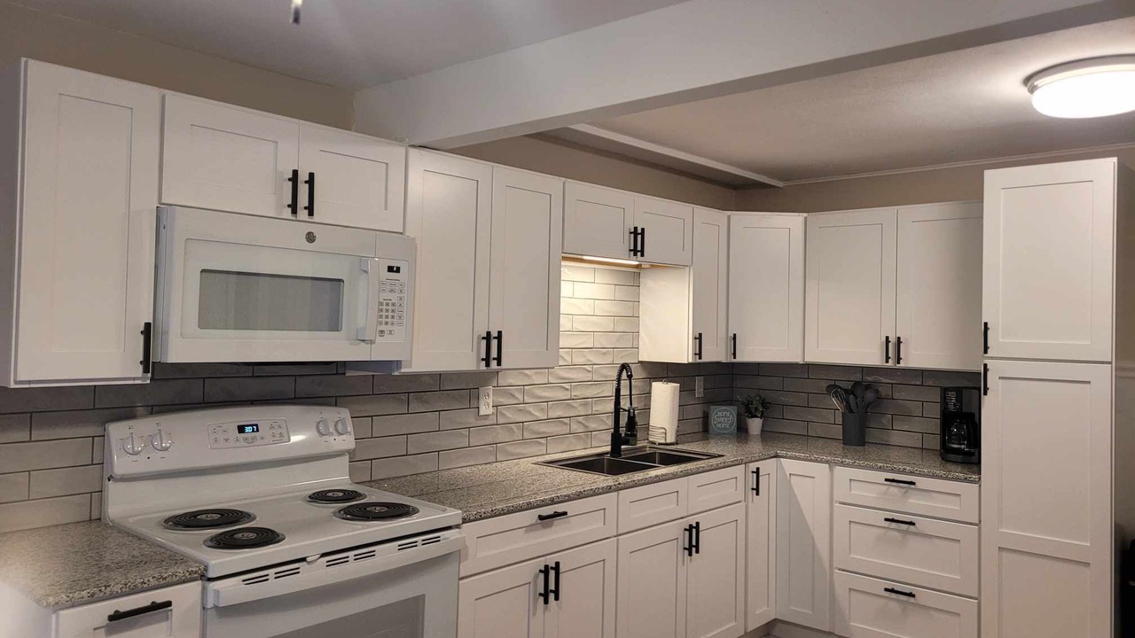 Photo of Kitchen in Lindbergh Lawns