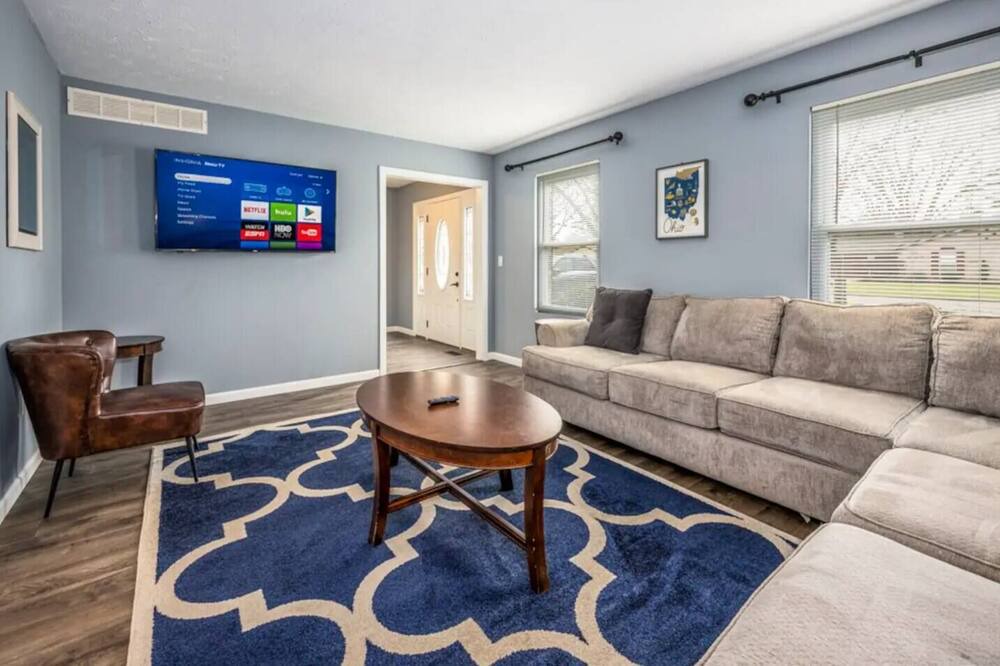 Photo of Livingroom in Centerville