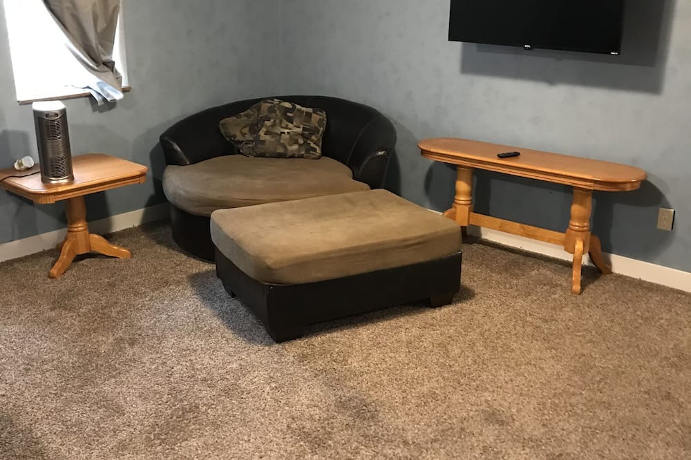 Photo of Livingroom in Dickinson