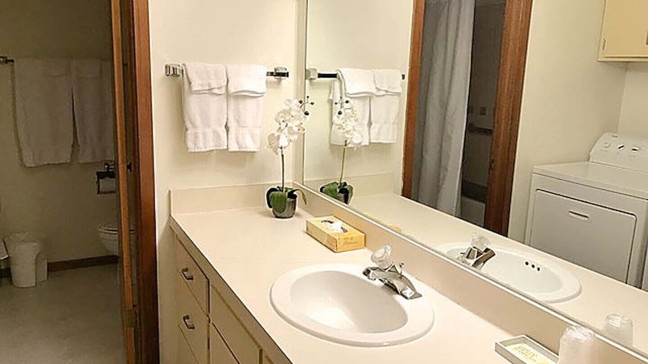 Photo of Bathroom in Teton Pines
