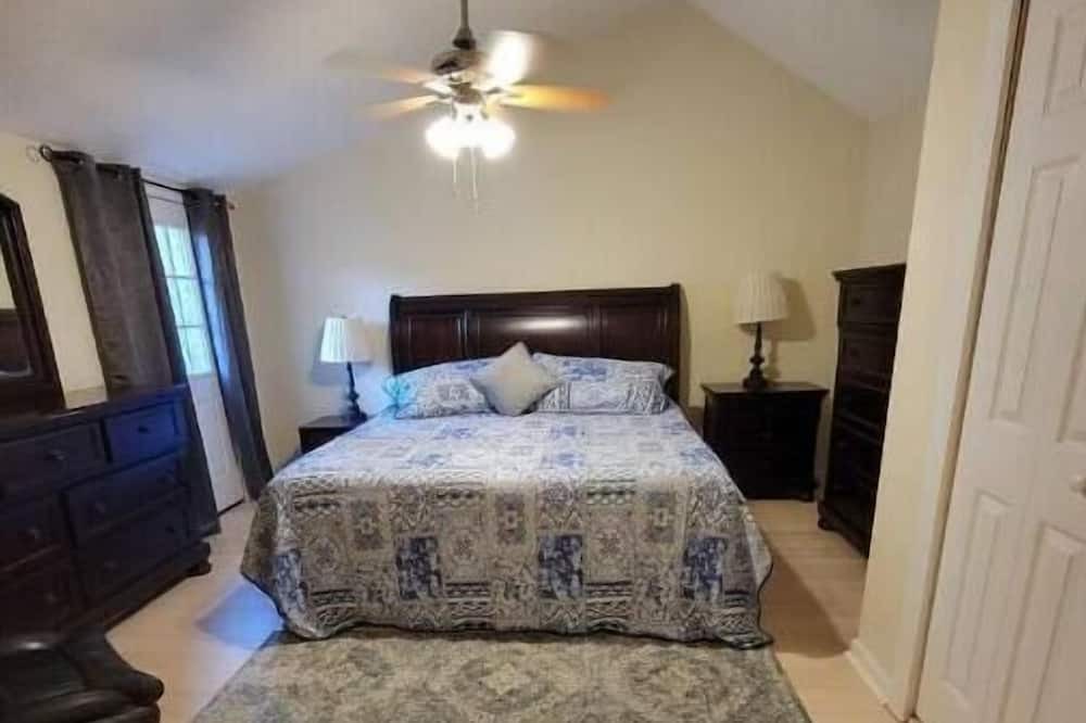 Photo of Bedroom in Chewalla