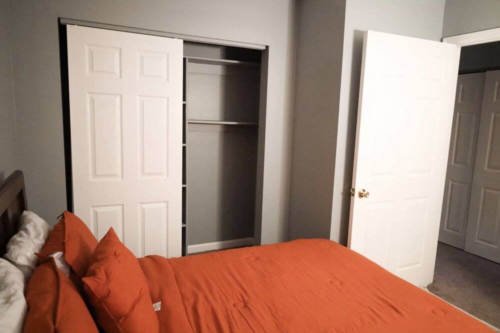Photo of Bedroom in Babe Denny