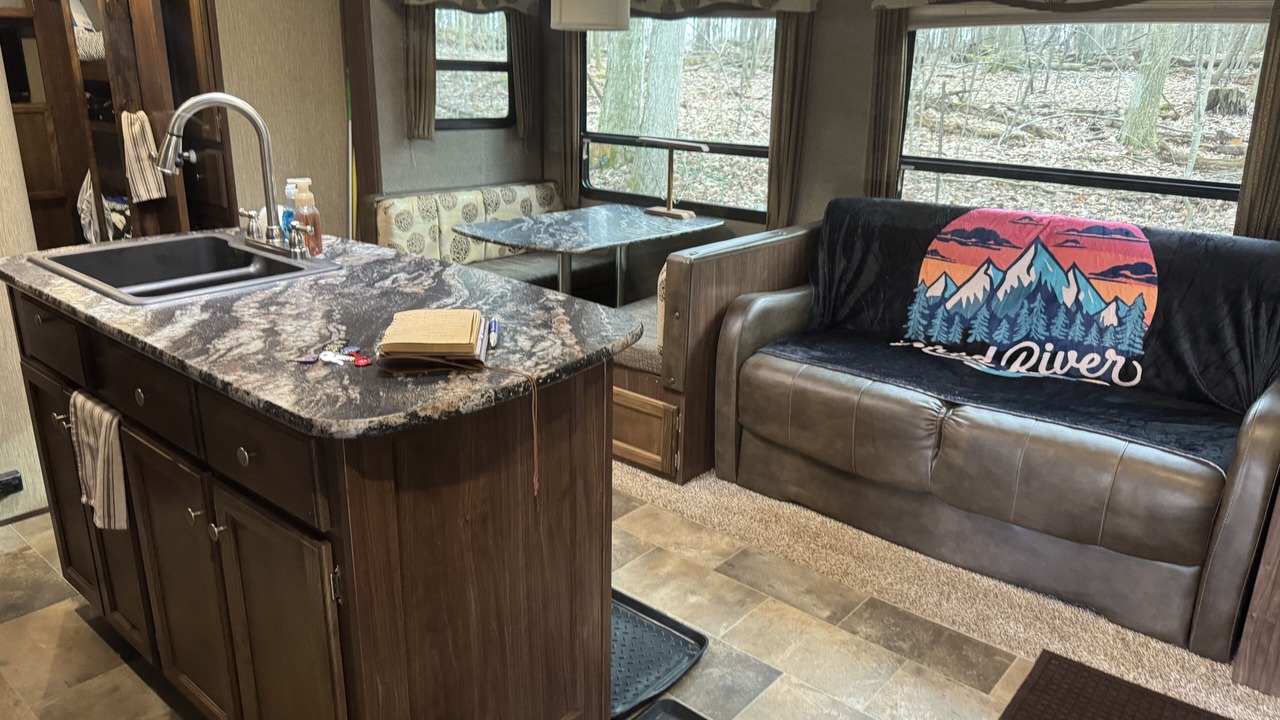 Photo of Kitchen in Valley Hi