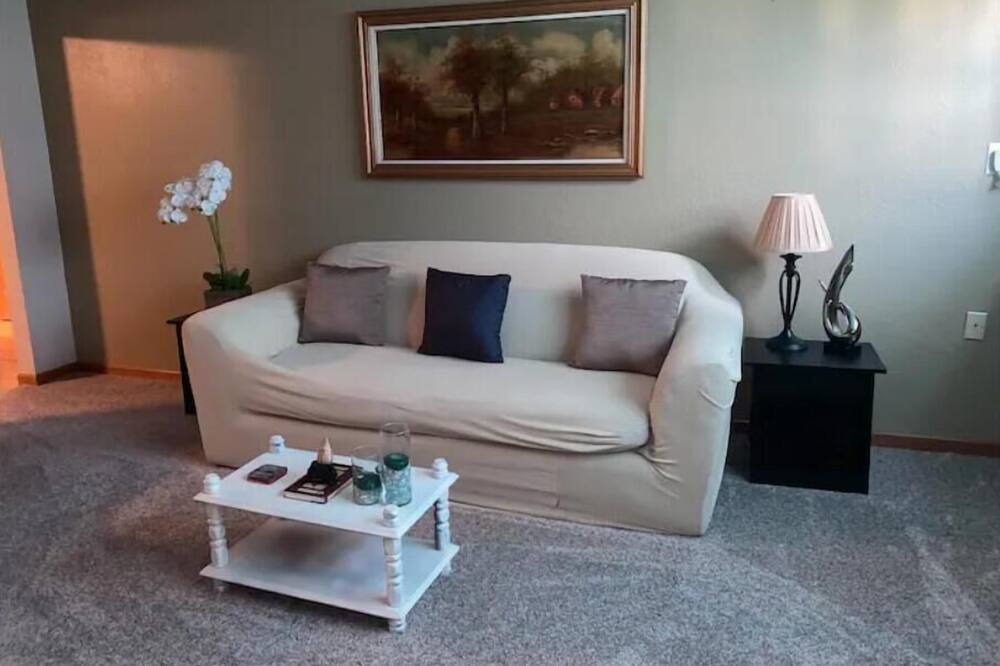 Photo of Livingroom in Valley City