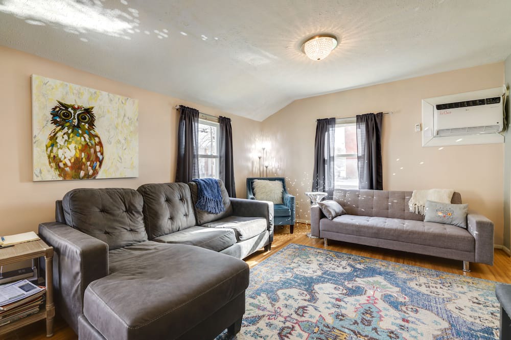 Photo of Livingroom in Petersburg
