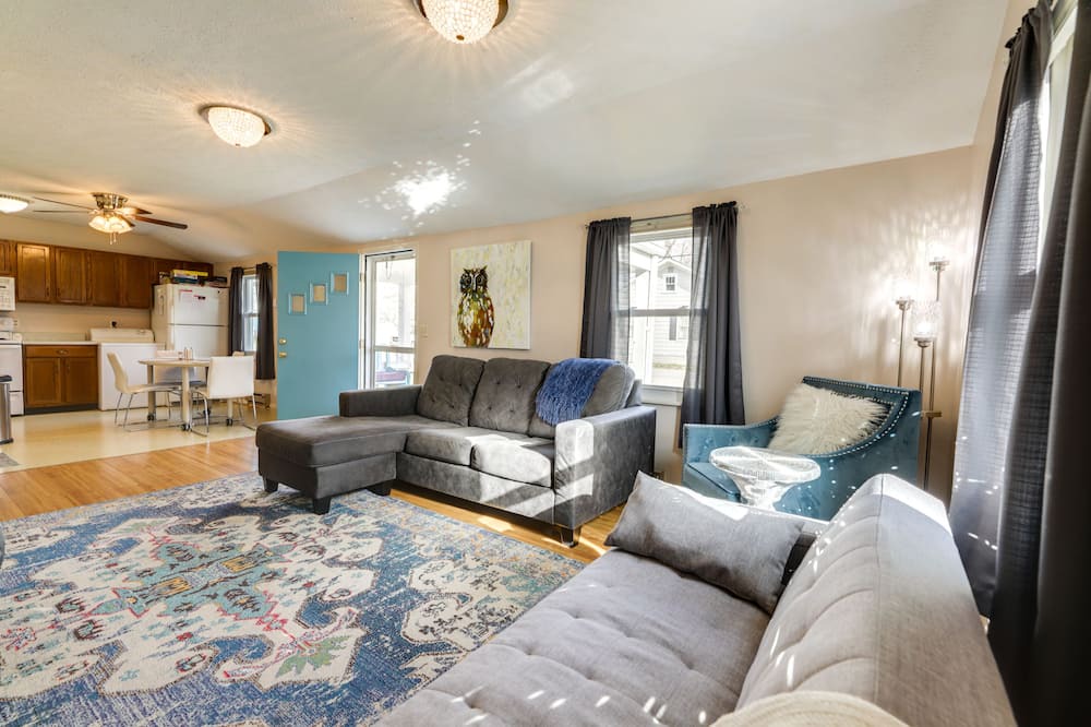 Photo of Livingroom in Petersburg
