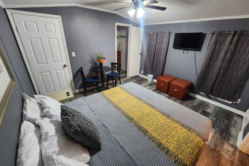 Photo of Bedroom in Raleigh