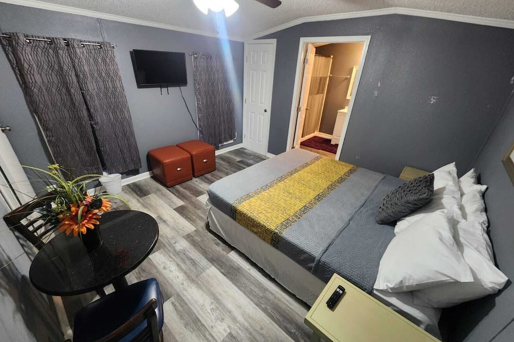 Photo of Bedroom in Raleigh