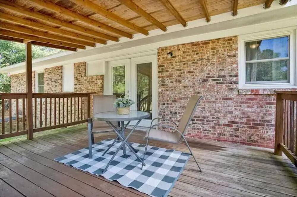 Photo of Patio Balcony in South View