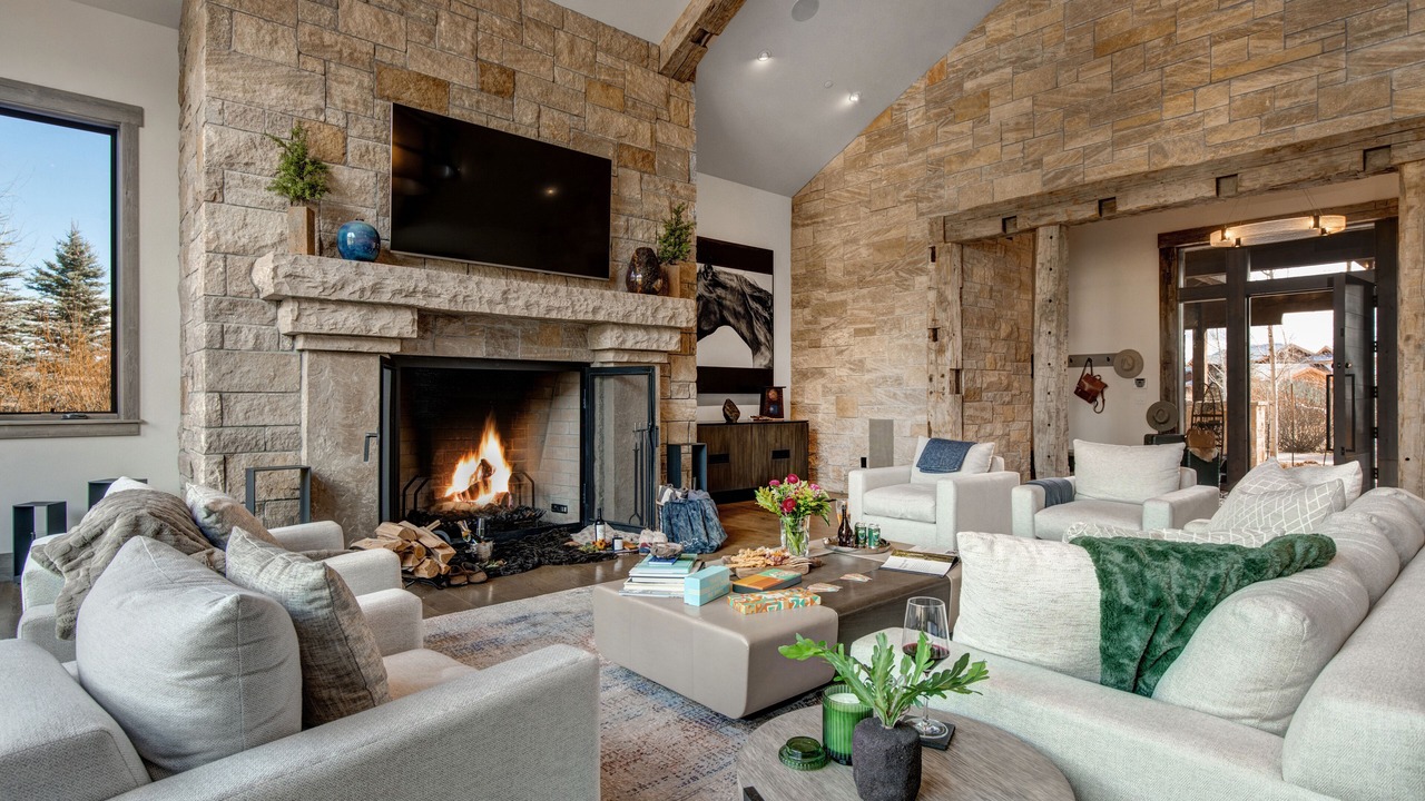 Photo of Livingroom in Teton Village