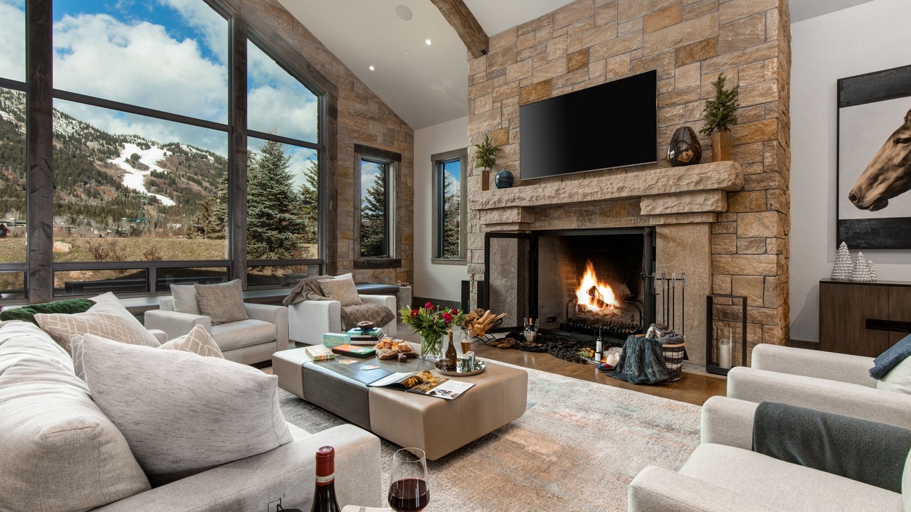 Photo of Livingroom in Teton Village