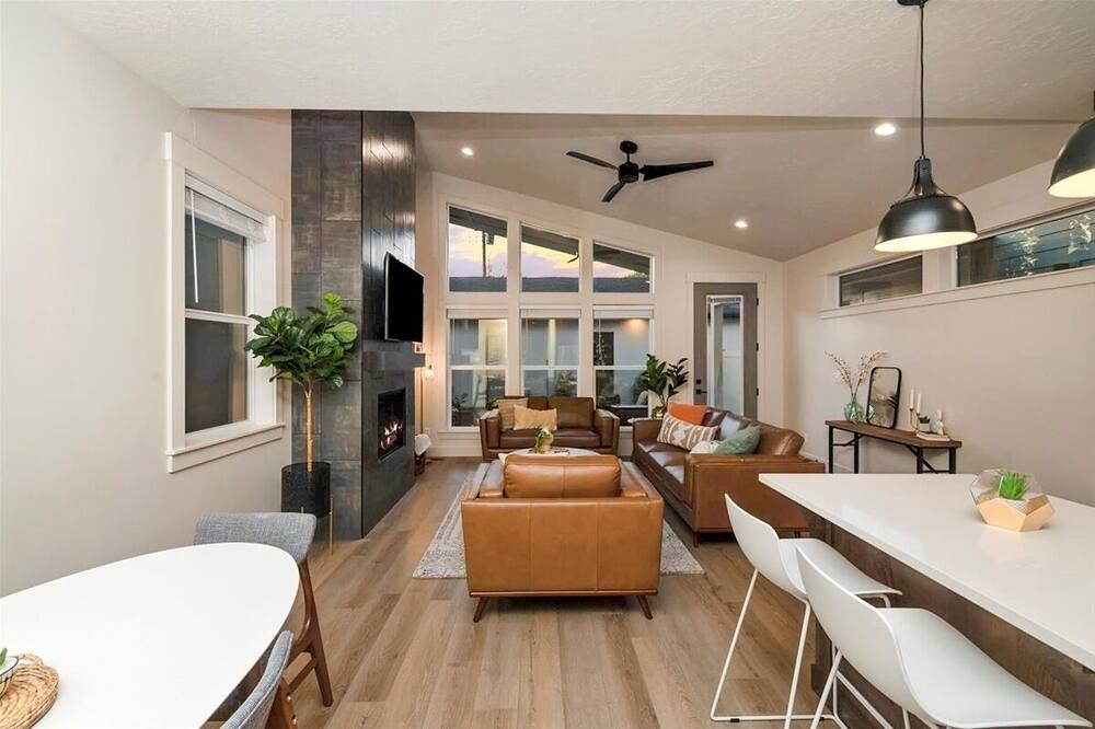 Photo of Livingroom in Southeast Boise