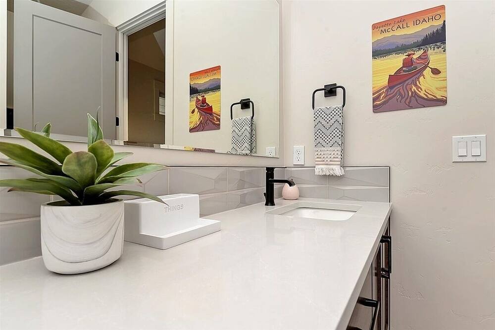 Photo of Kitchen in Southeast Boise