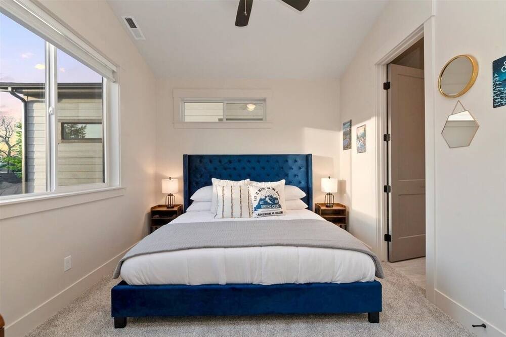 Photo of Bedroom in Southeast Boise