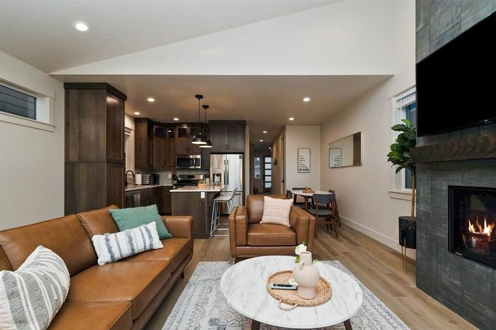 Photo of Livingroom in Southeast Boise
