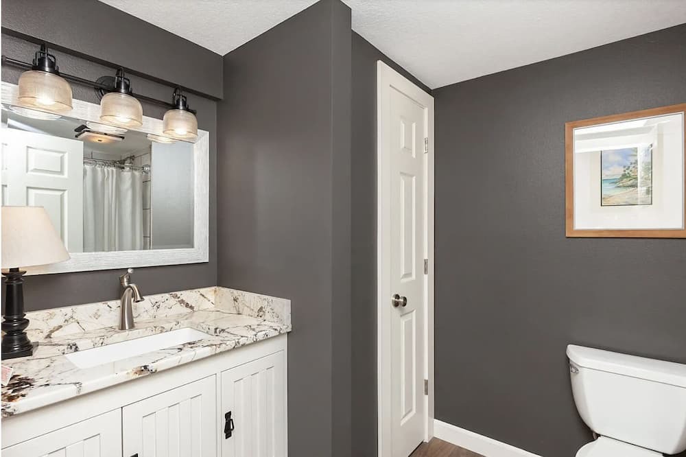 Photo of Bathroom in Boone