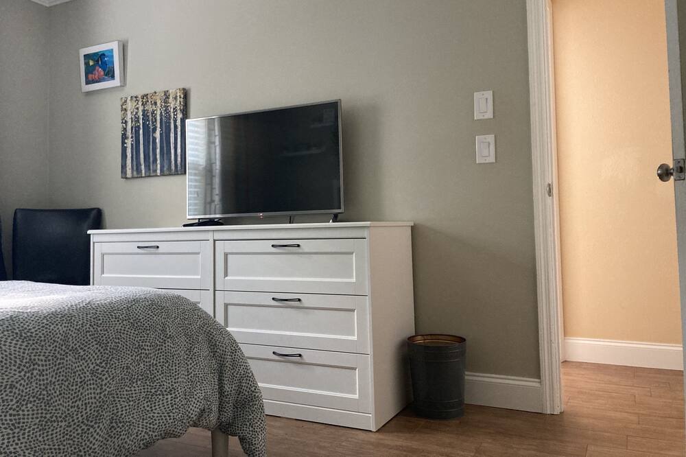 Photo of Bedroom in Casselberry
