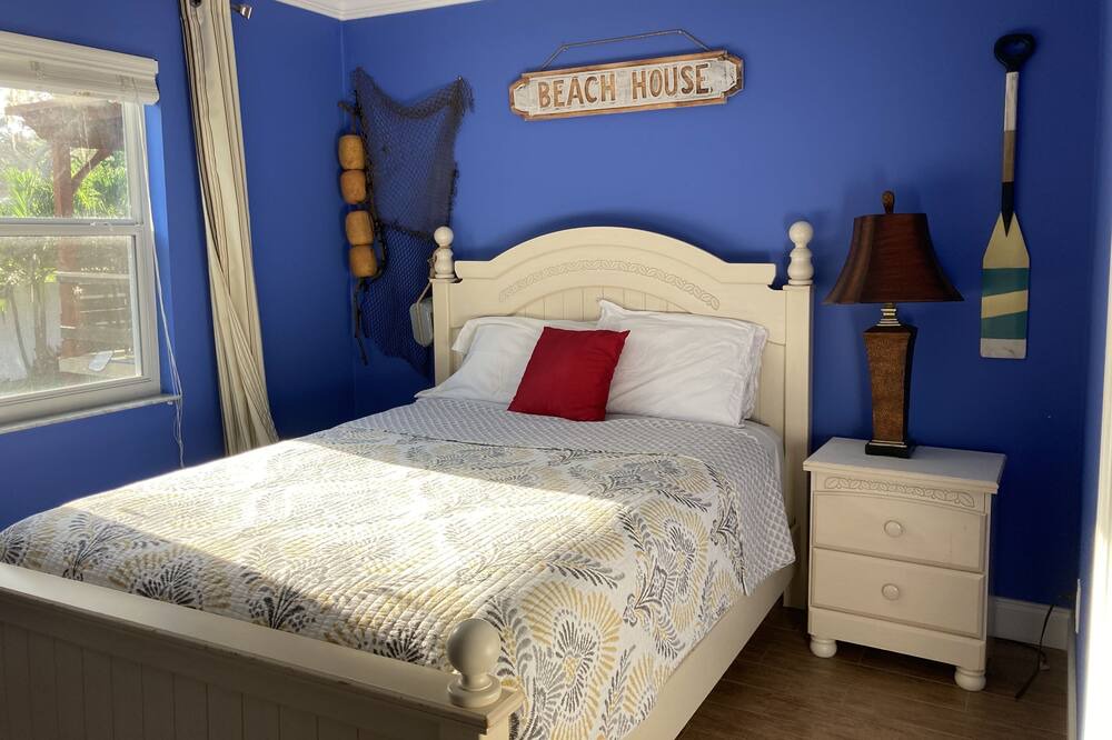 Photo of Bedroom in Casselberry